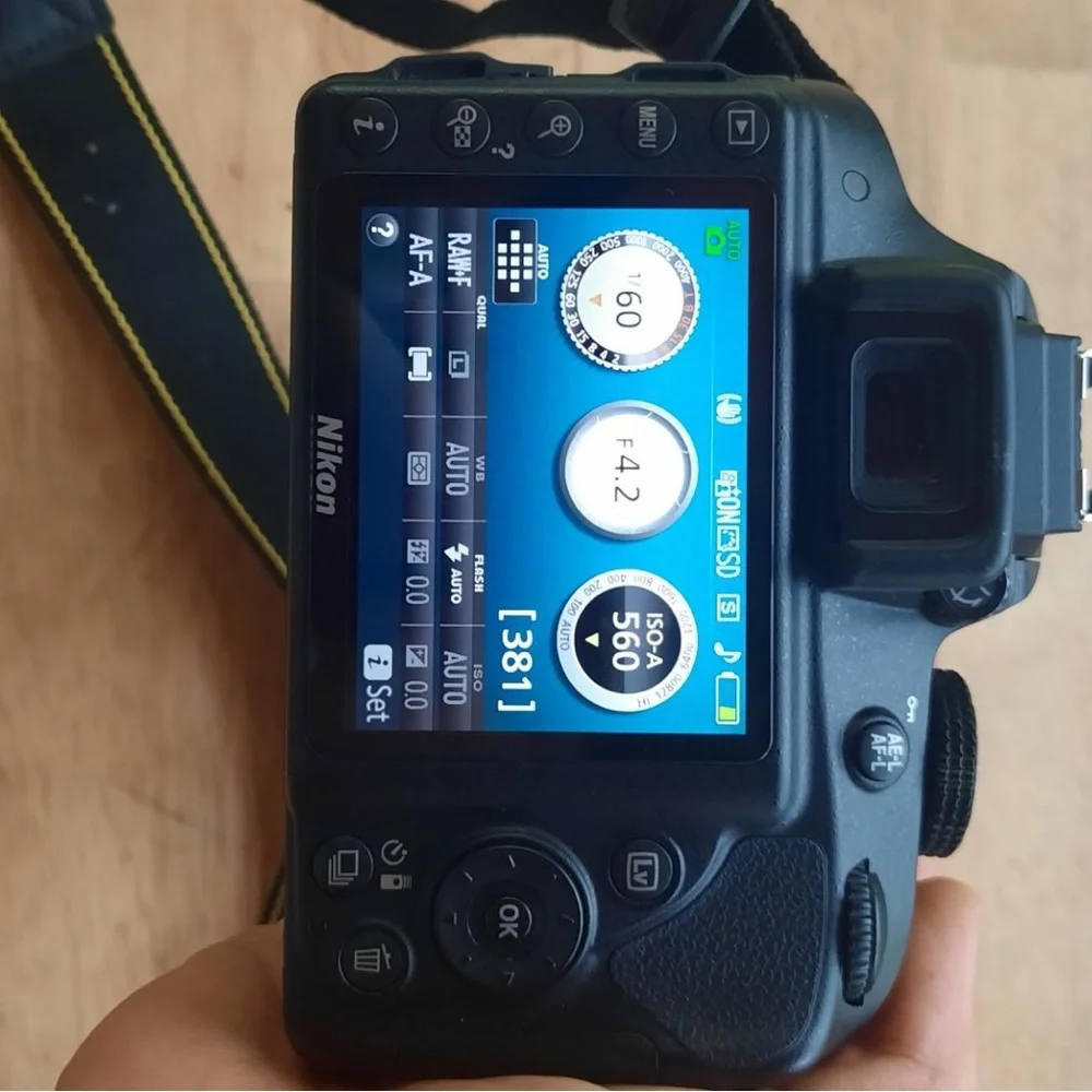 Nikon D3300. Mint condition